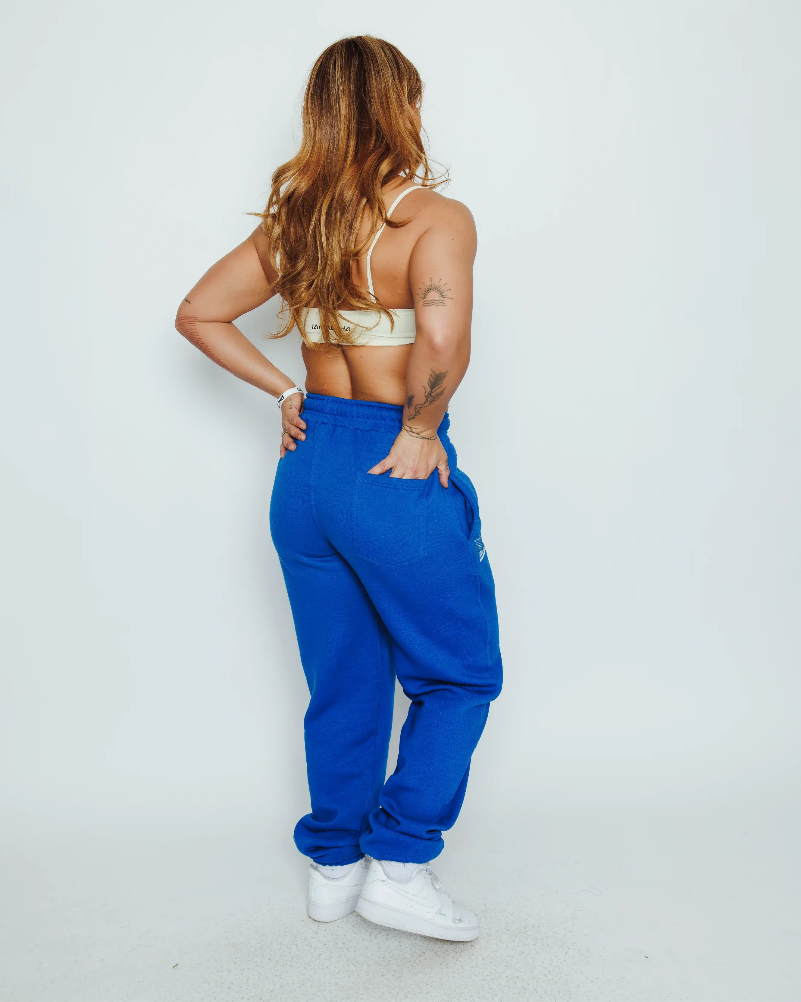 Women’s Relaxed-Fit Joggers with Drawstring-2