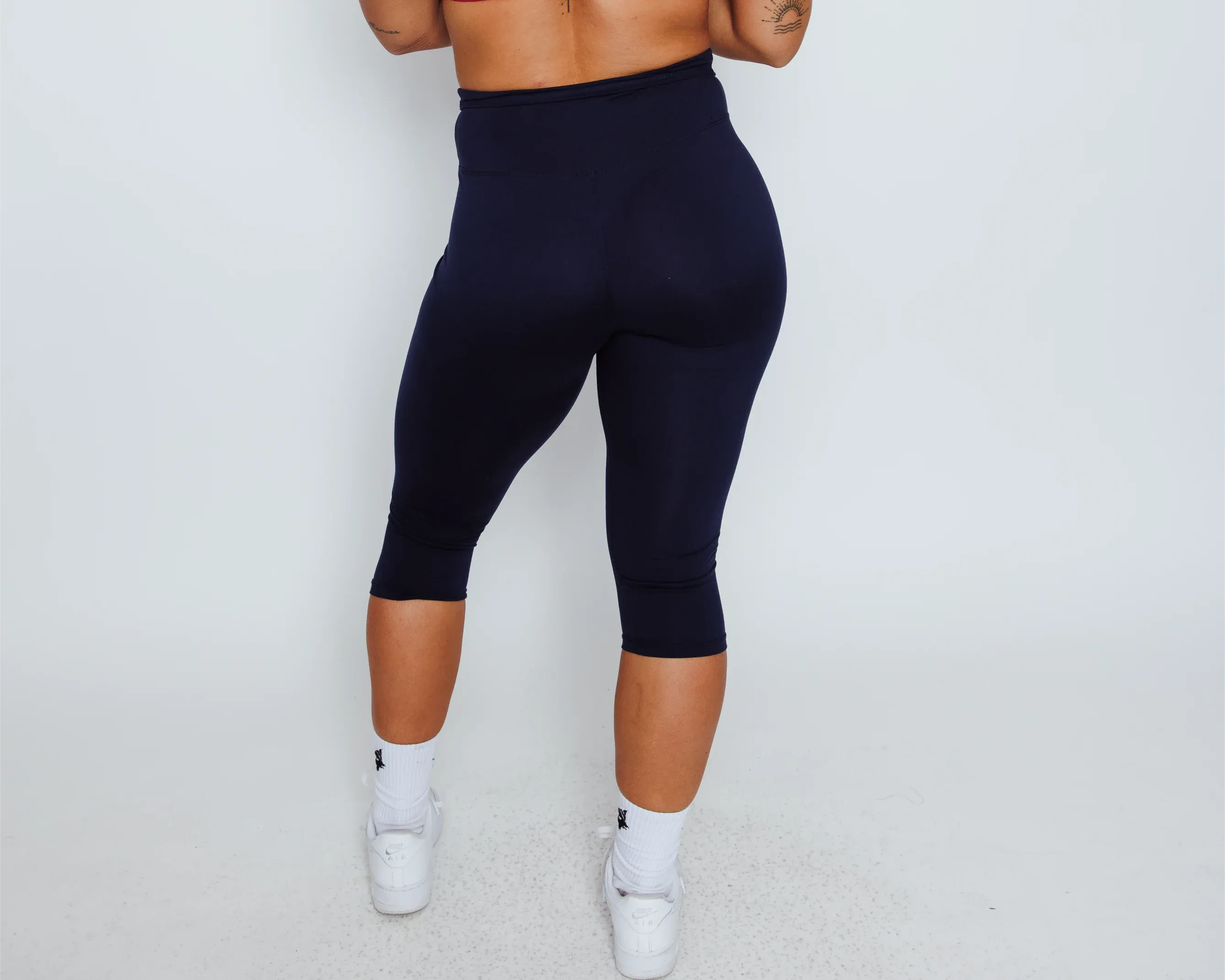 Women's High-Waisted Capri Leggings-2